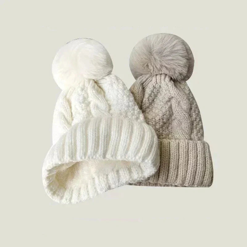 Bonnet à pompon tricot