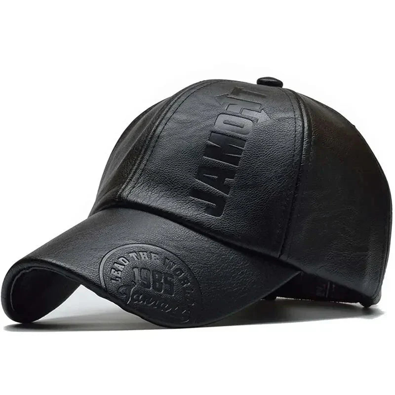 Casquette Brodée En Cuir Léger